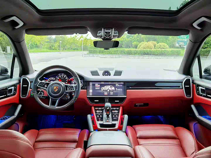 活動用車
