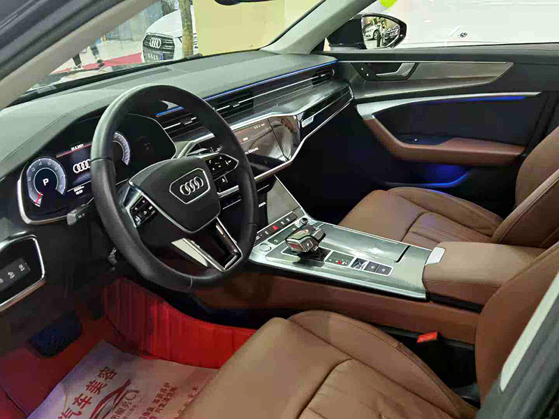 活動用車
